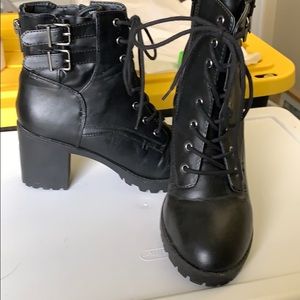 Steve Madden Compton combat boot 10